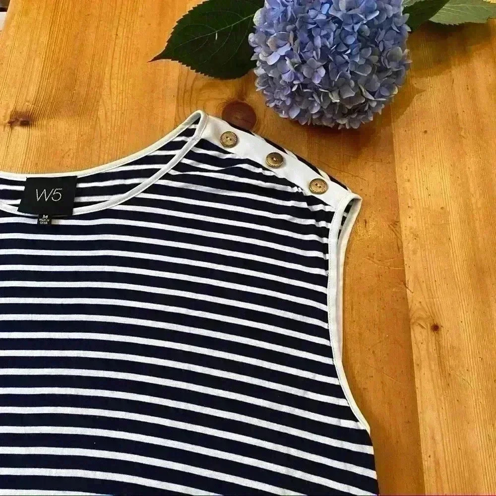W5 black and white striped shirt - Picture 8 of 8